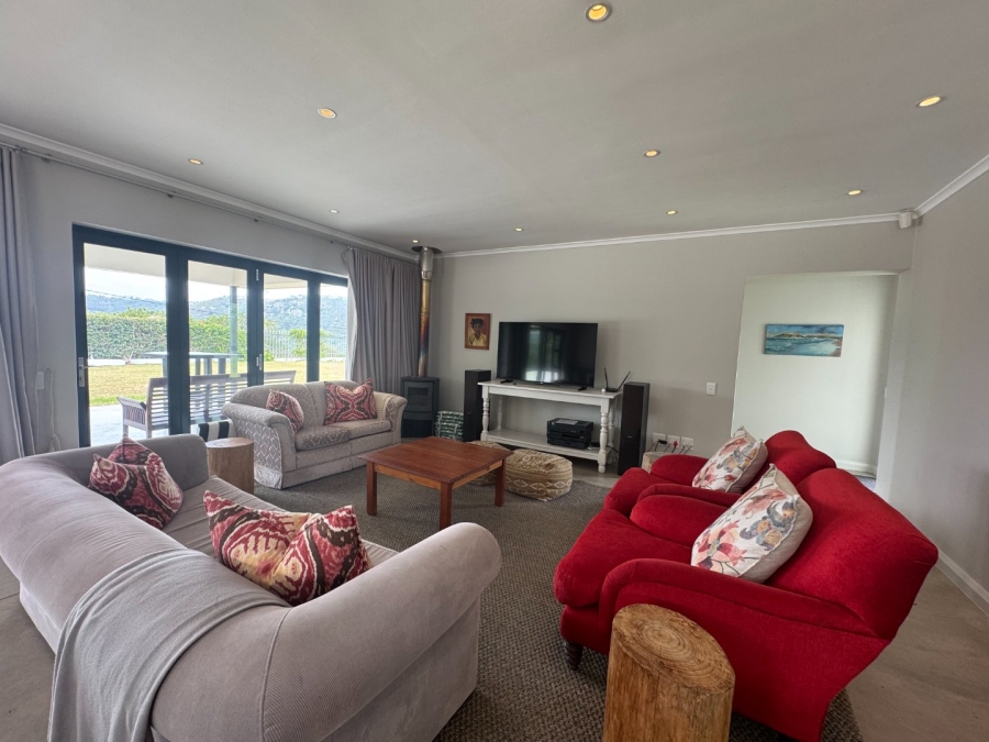 To Let 4 Bedroom Property for Rent in Upper Robberg Western Cape